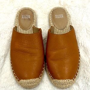 COPY - Preowned Brown Eileen Fisher Kai Tumbled Leather Espadrille Mule - Size 7